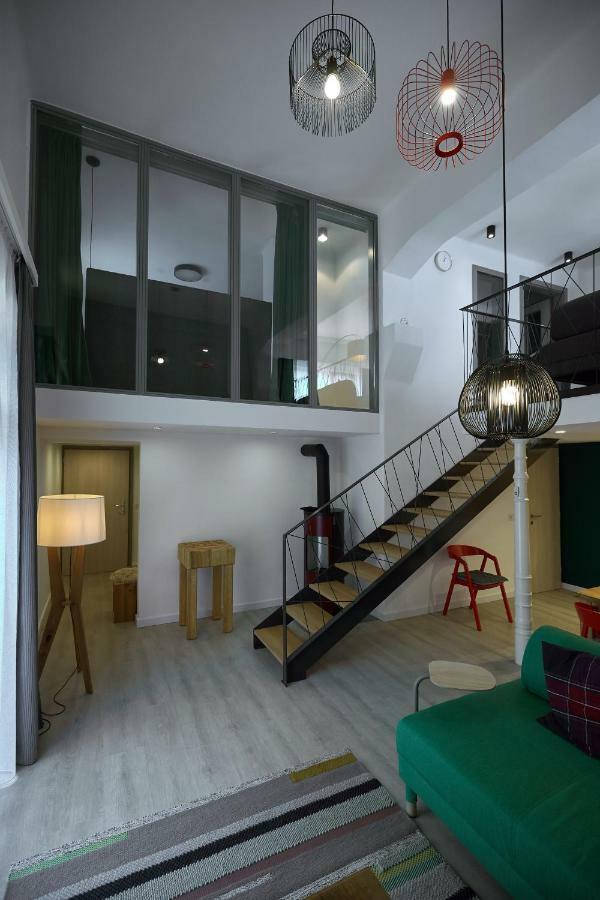 7Domb Apartman Komlo Экстерьер фото